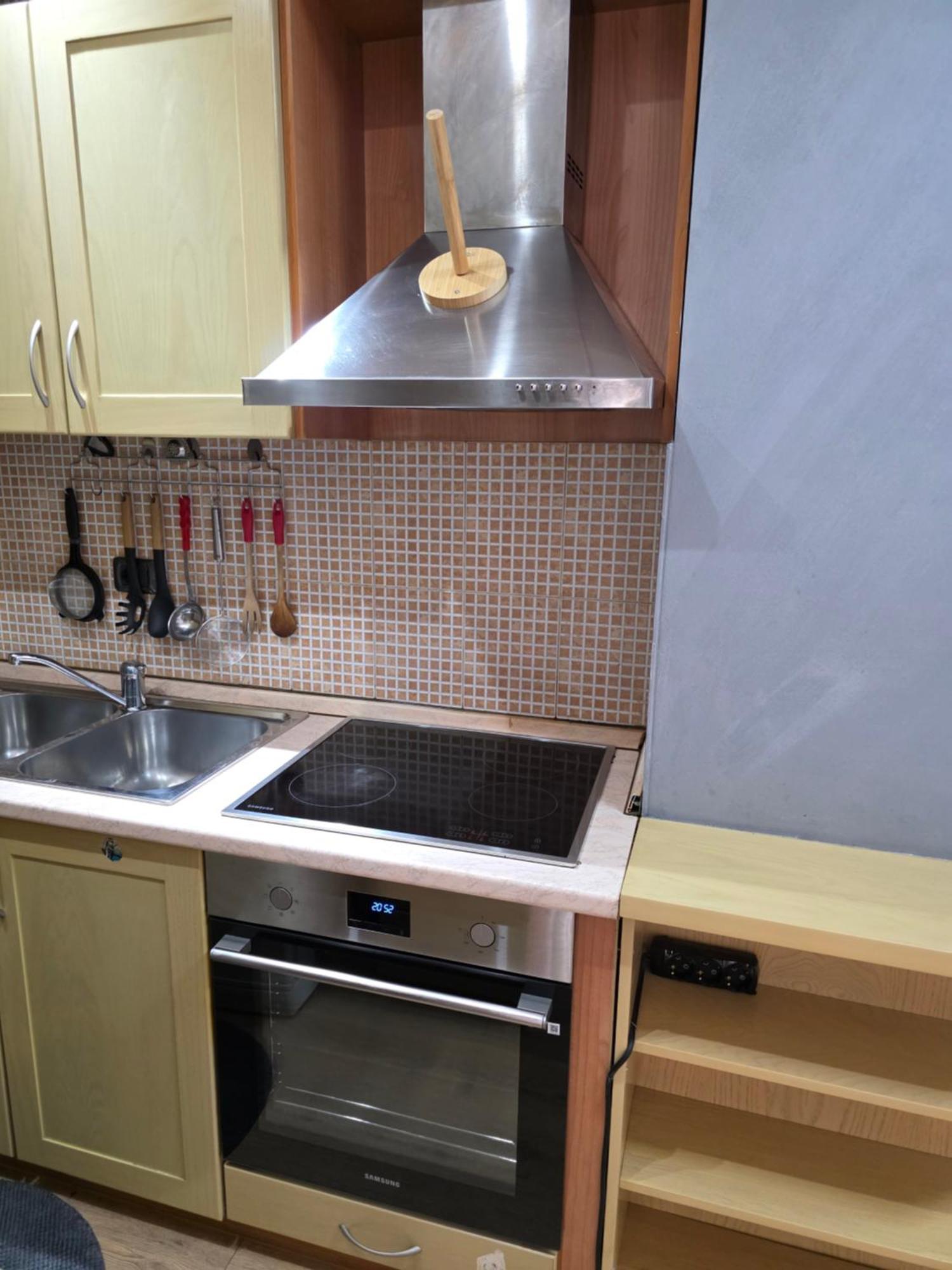 Aura Skanderbeg Square Apartments Tirana Room photo